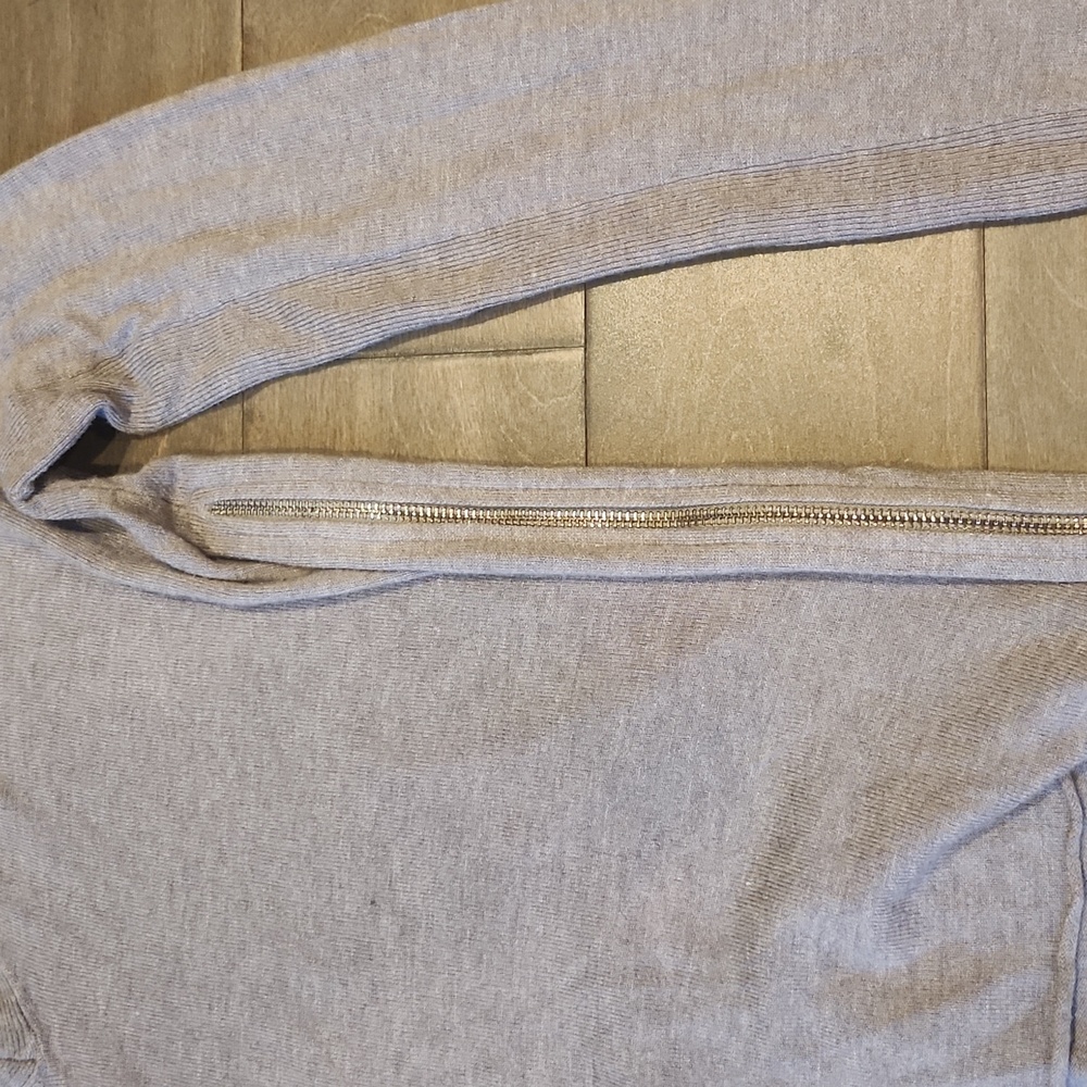 Vici Cashmere Zip Sweater Heather Gray Size Medium - Picture 2 of 4